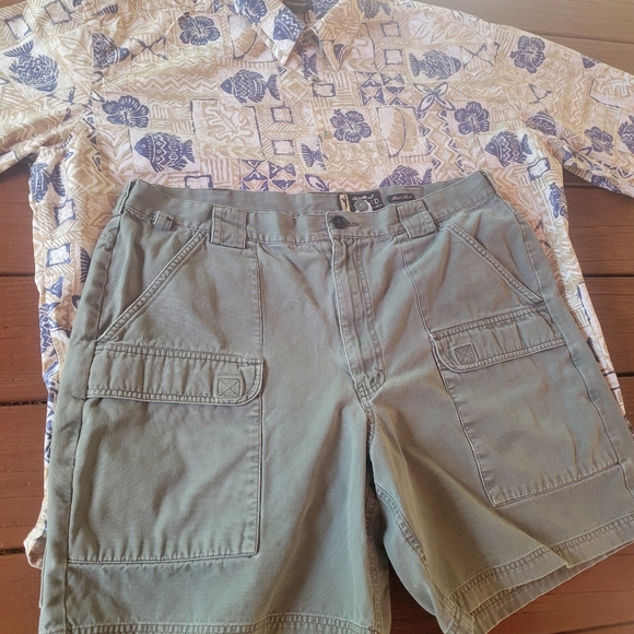 Men's Big & Tall Short Sleeve Shirt & Shorts Combo Set - Picture 4 of 12